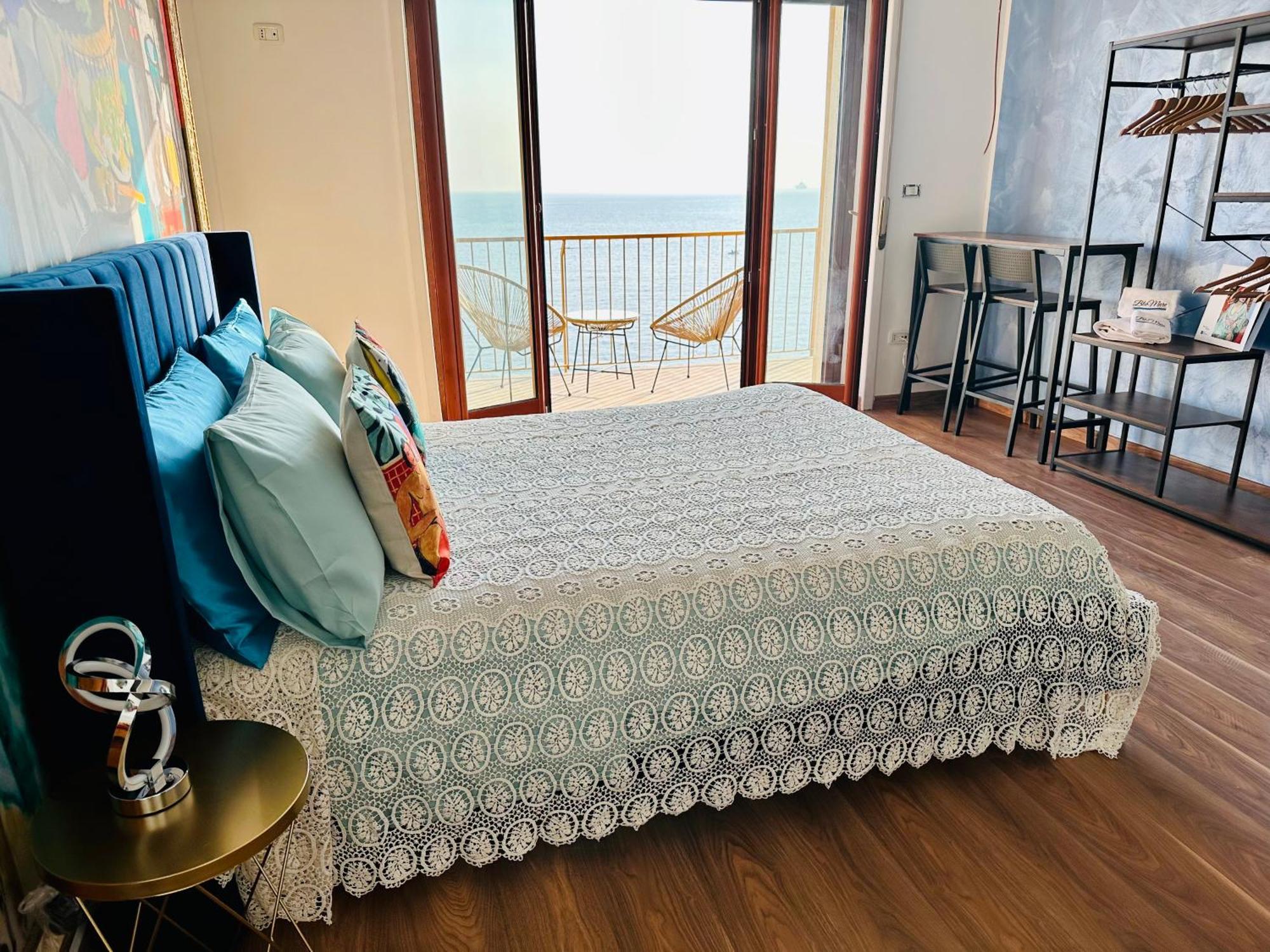 Hotel Blumare Arthouse Salerno Exterior foto